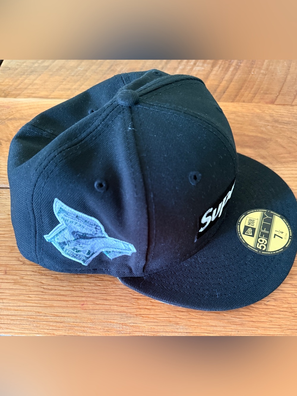 Supreme Money Box Logo New Era cap 7 1/4